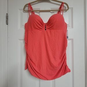 Cacique NWT Swim Tankini Top Size 38D.